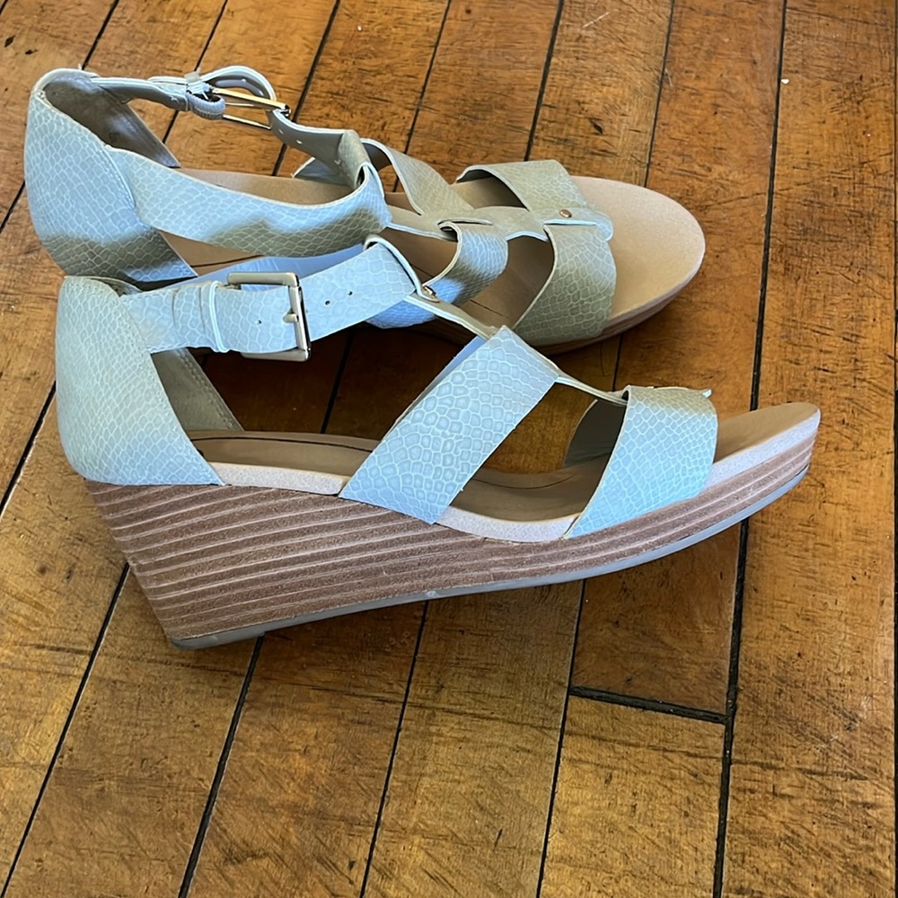 Dr Scholls wedged heel sandals
